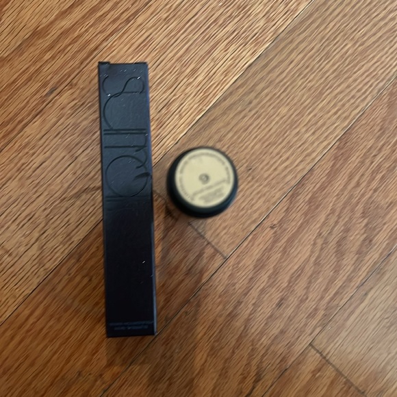 🎉Host Pick🎉Surratt Beauty
Surreal Skin Foundation Wand-09 Golden Tan - Picture 5 of 5